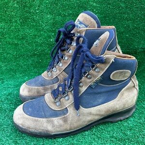 Vintage Vasque Skywalk GTX 7534 Mens 11 Boots 1990s GoreTex Italy Hiking Boots